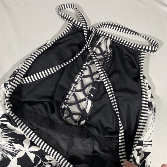 NEW Bleu Rod Beattie‎ [ 16W ] Tropical Oasis One Piece Swimsuit Black White - Picture 10 of 12